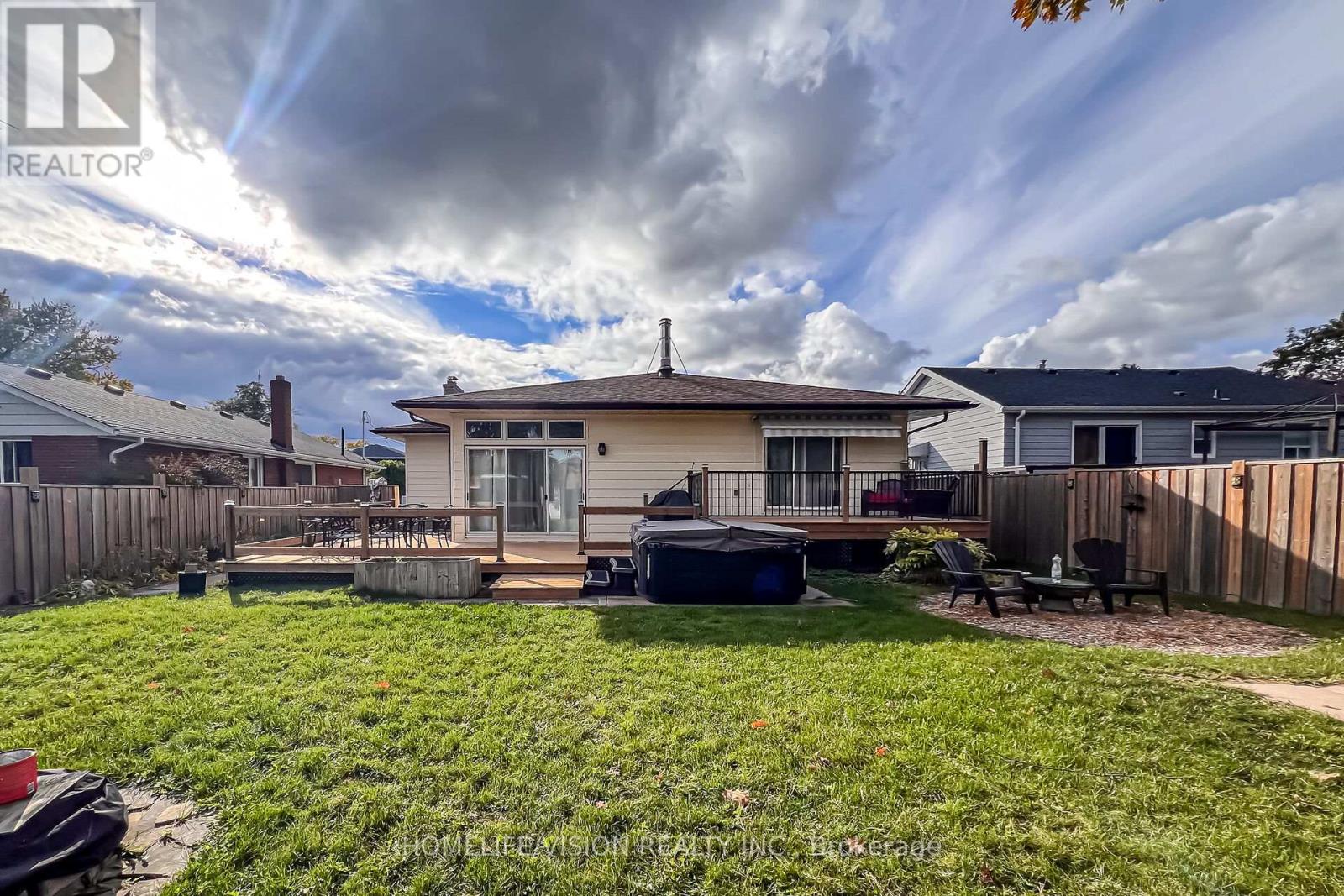 1113 Green Street, Whitby, Ontario  L1N 4G8 - Photo 48 - E12894226