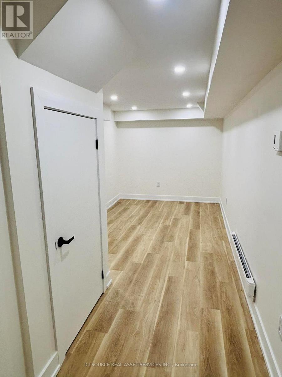 A - 3283 Turnstone Boulevard, Pickering, Ontario  L1X 0M9 - Photo 5 - E12894304