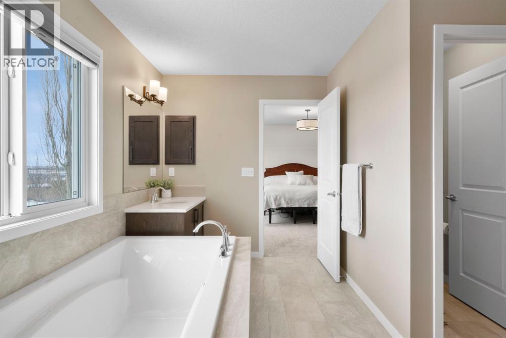 55 Cranarch Terrace Se, Calgary, Alberta  T3M 1Z1 - Photo 22 - A2292604