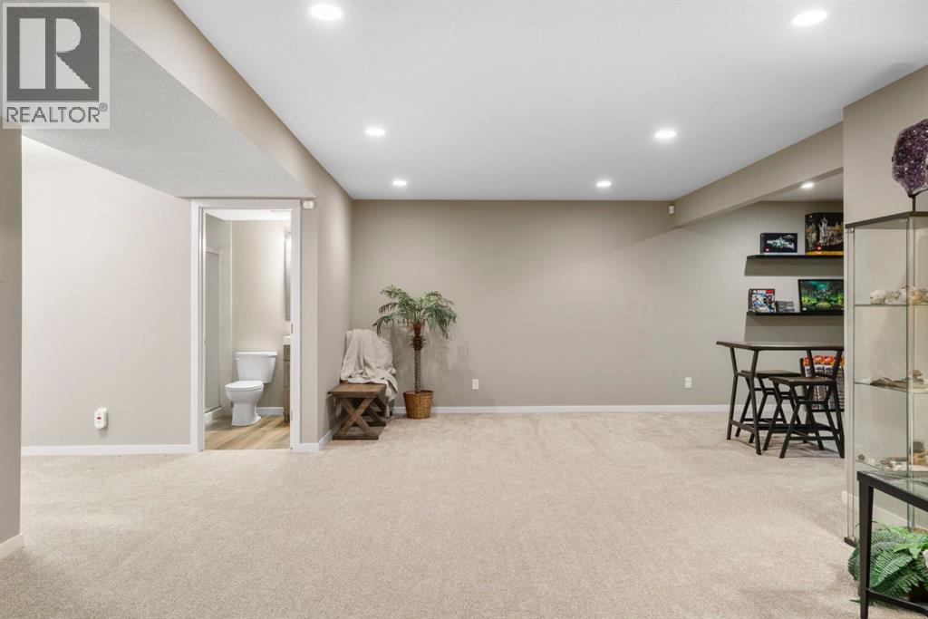 55 Cranarch Terrace Se, Calgary, Alberta  T3M 1Z1 - Photo 34 - A2292604