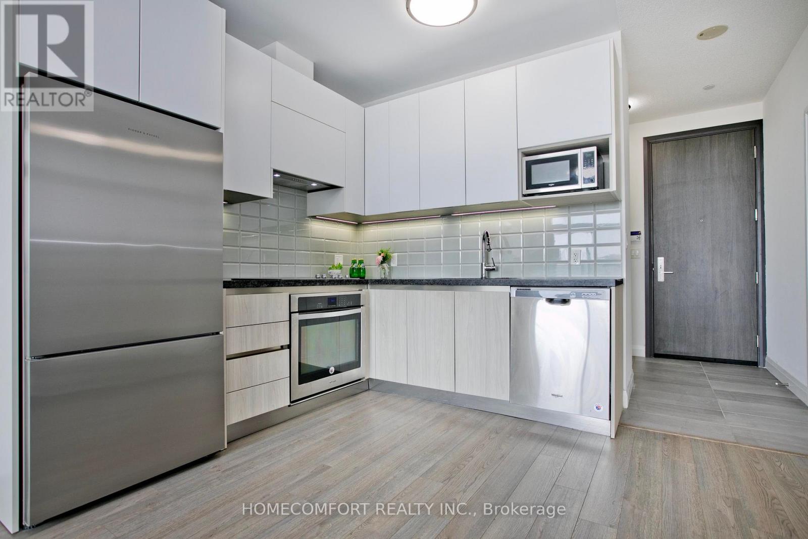 815 - 15 Water Walk Drive, Markham, Ontario  L6G 0G2 - Photo 4 - N12894262