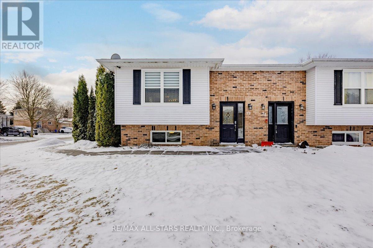 77 Biscayne Boulevard, Georgina, Ontario  L4P 3M8 - Photo 2 - N12894298