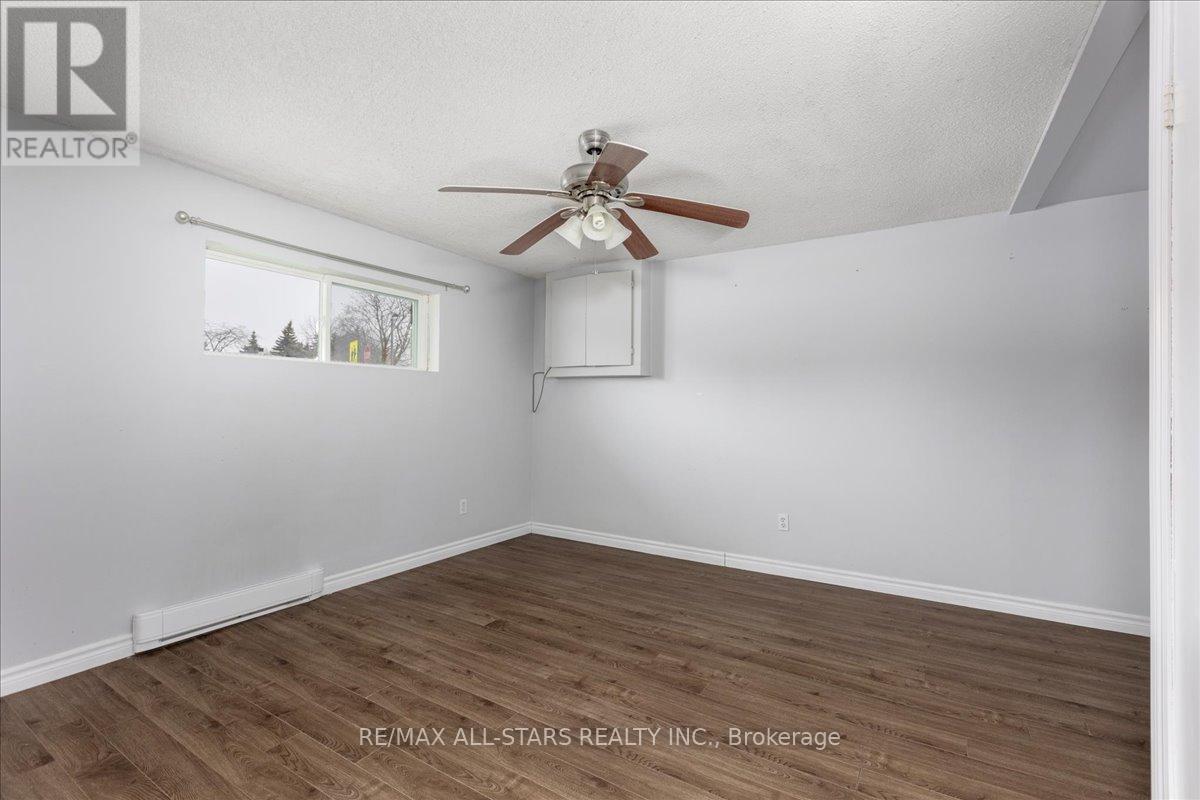 77 Biscayne Boulevard, Georgina, Ontario  L4P 3M8 - Photo 24 - N12894298