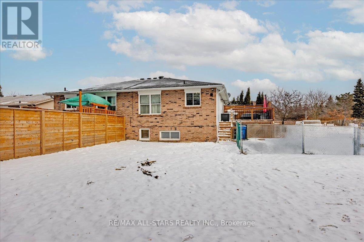 77 Biscayne Boulevard, Georgina, Ontario  L4P 3M8 - Photo 29 - N12894298