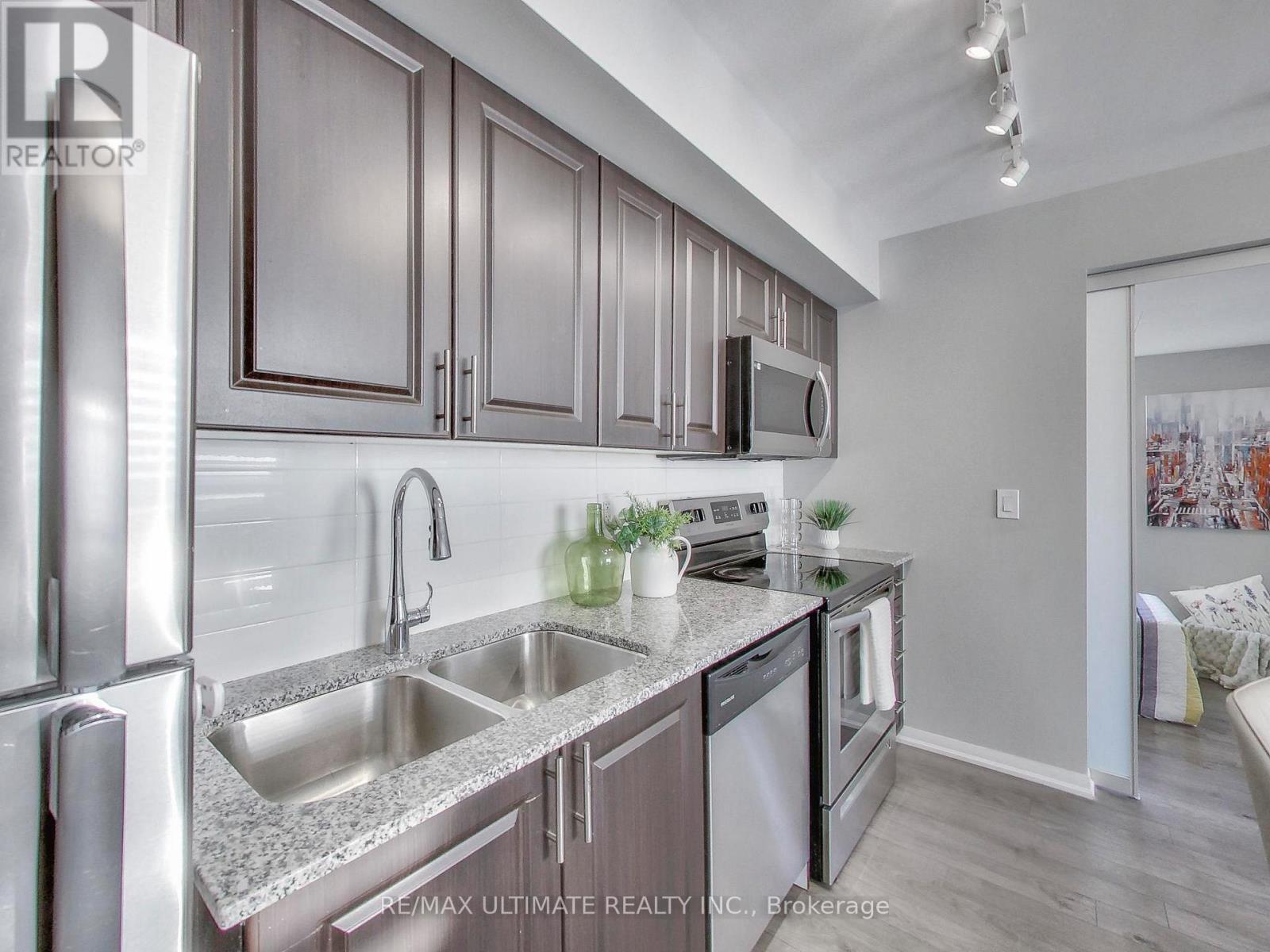 1012 - 3091 Dufferin Street, Toronto, Ontario  M6A 0C4 - Photo 10 - W12894216