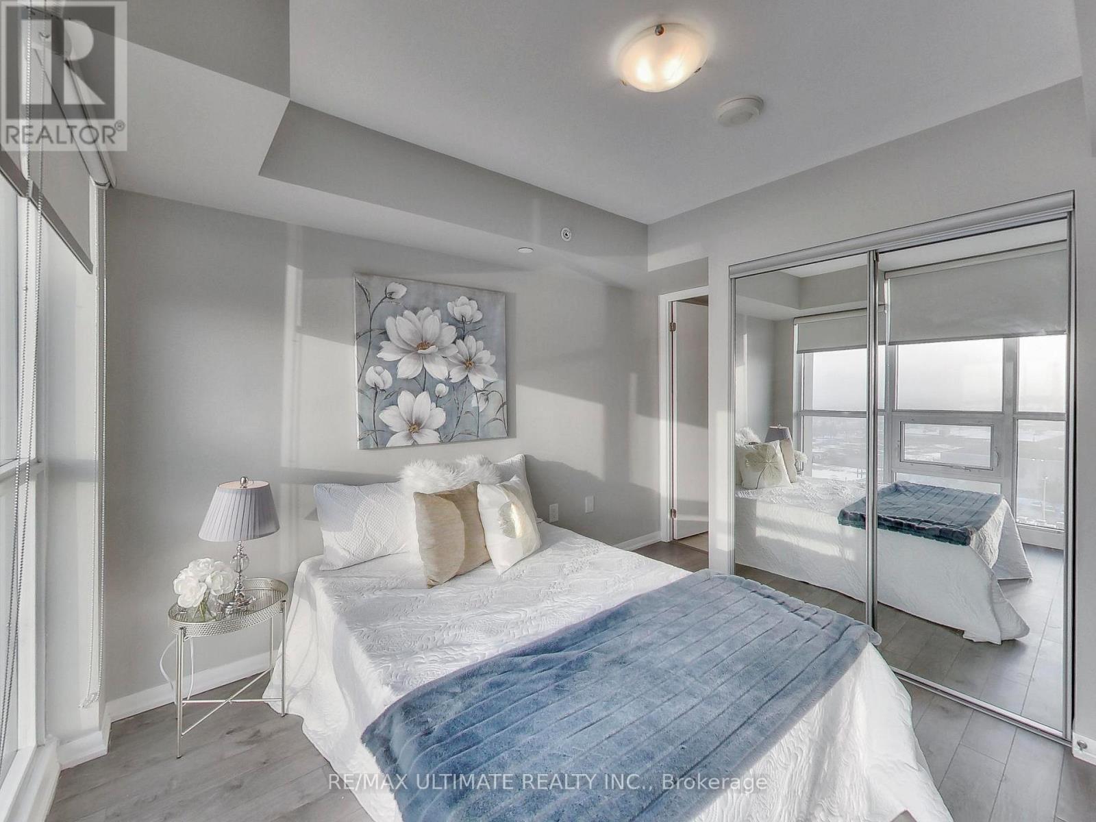 1012 - 3091 Dufferin Street, Toronto, Ontario  M6A 0C4 - Photo 13 - W12894216