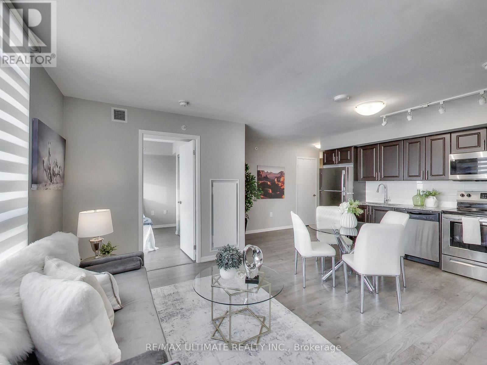 1012 - 3091 Dufferin Street, Toronto, Ontario  M6A 0C4 - Photo 2 - W12894216