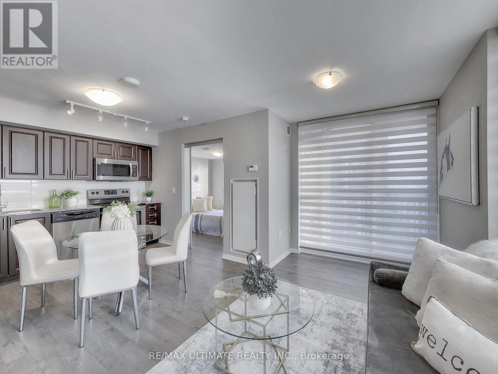 1012 - 3091 Dufferin Street, Toronto, Ontario  M6A 0C4 - Photo 3 - W12894216