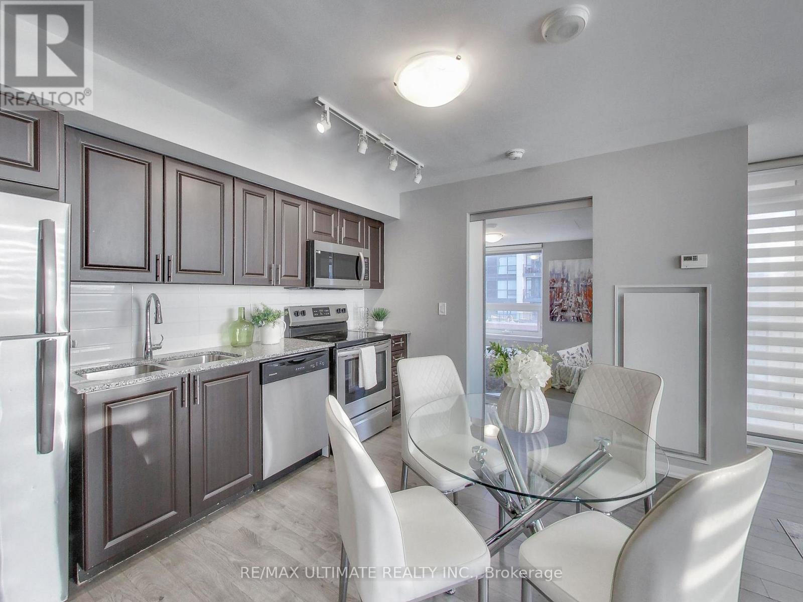 1012 - 3091 Dufferin Street, Toronto, Ontario  M6A 0C4 - Photo 8 - W12894216