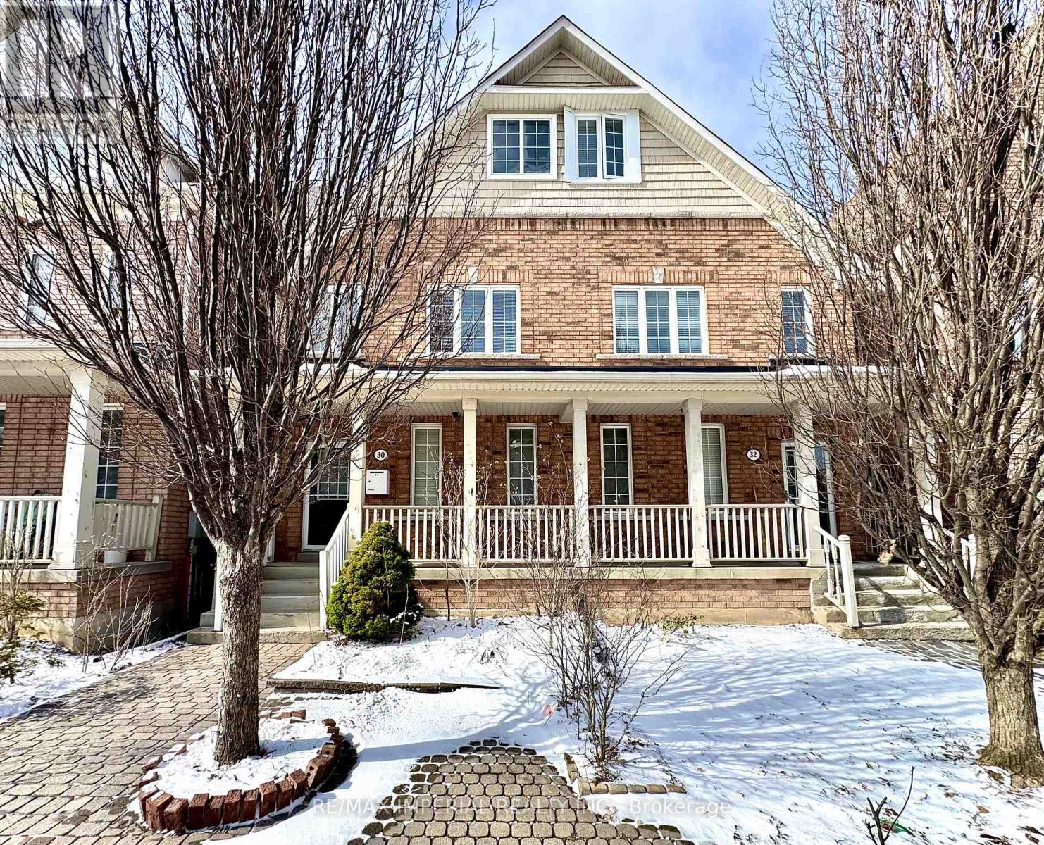 BEDROOM (3RD LEVEL) - 30 ALDWINCKLE HEIGHTS, Toronto, Ontario