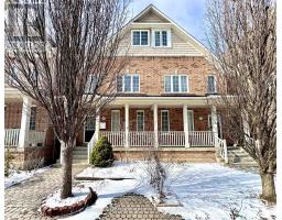 BEDROOM (3RD LEVEL) - 30 ALDWINCKLE HEIGHTS, Toronto, Ontario