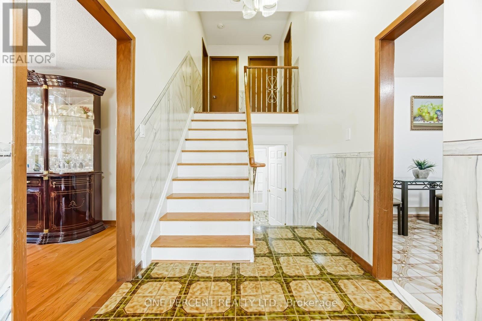 4 Manorcrest Street, Brampton, Ontario  L6S 2W9 - Photo 22 - W12894224