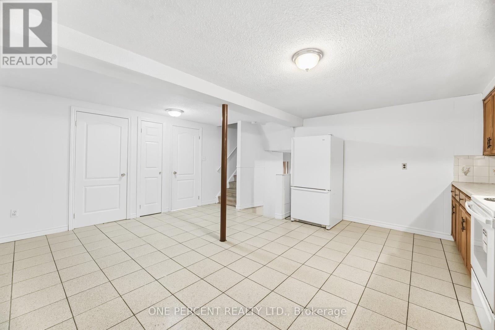 4 Manorcrest Street, Brampton, Ontario  L6S 2W9 - Photo 34 - W12894224