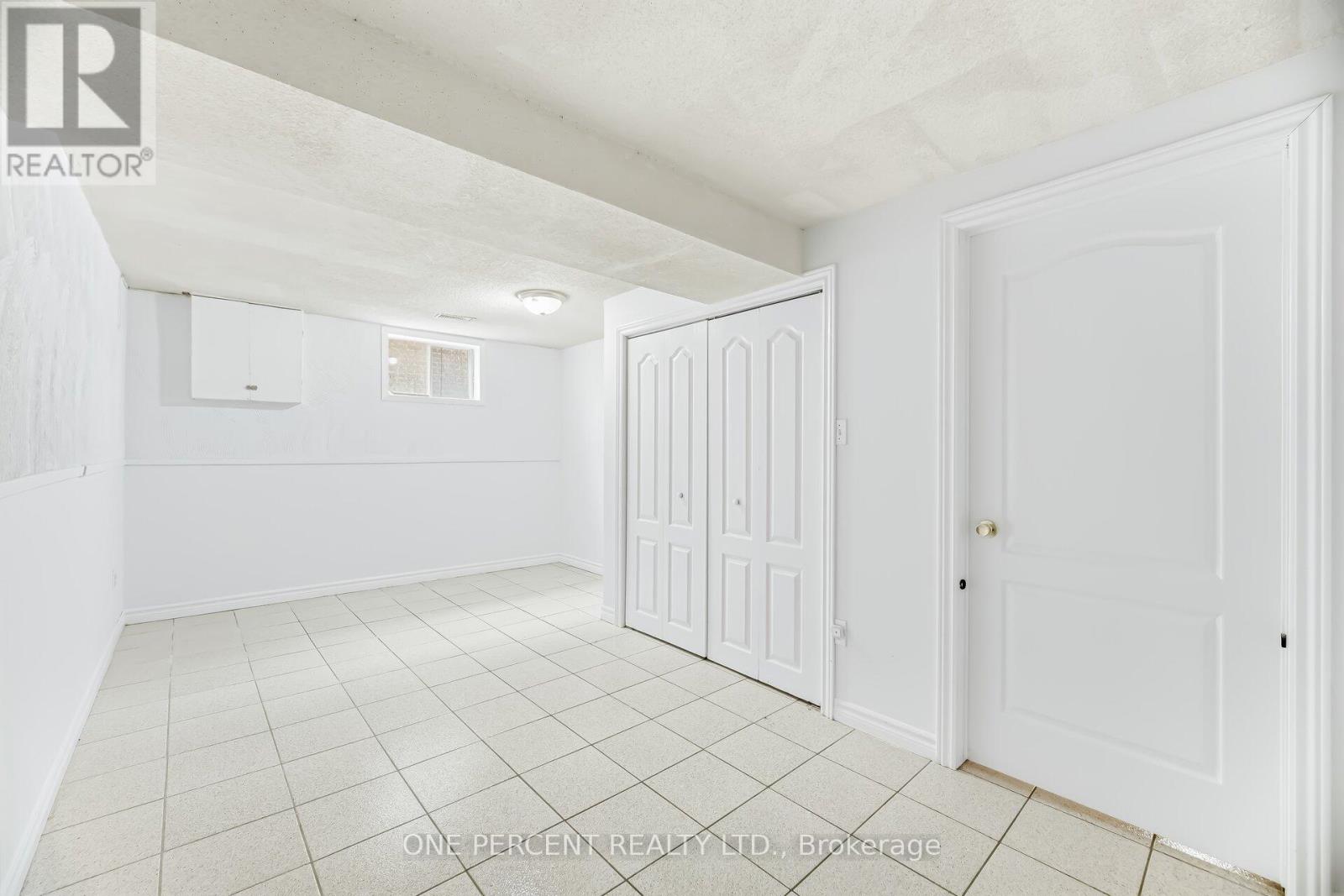 4 Manorcrest Street, Brampton, Ontario  L6S 2W9 - Photo 35 - W12894224