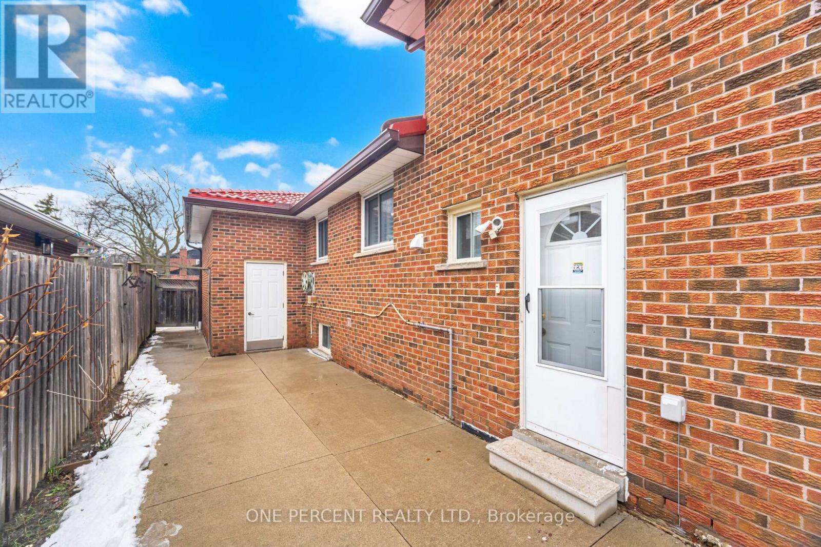 4 Manorcrest Street, Brampton, Ontario  L6S 2W9 - Photo 45 - W12894224