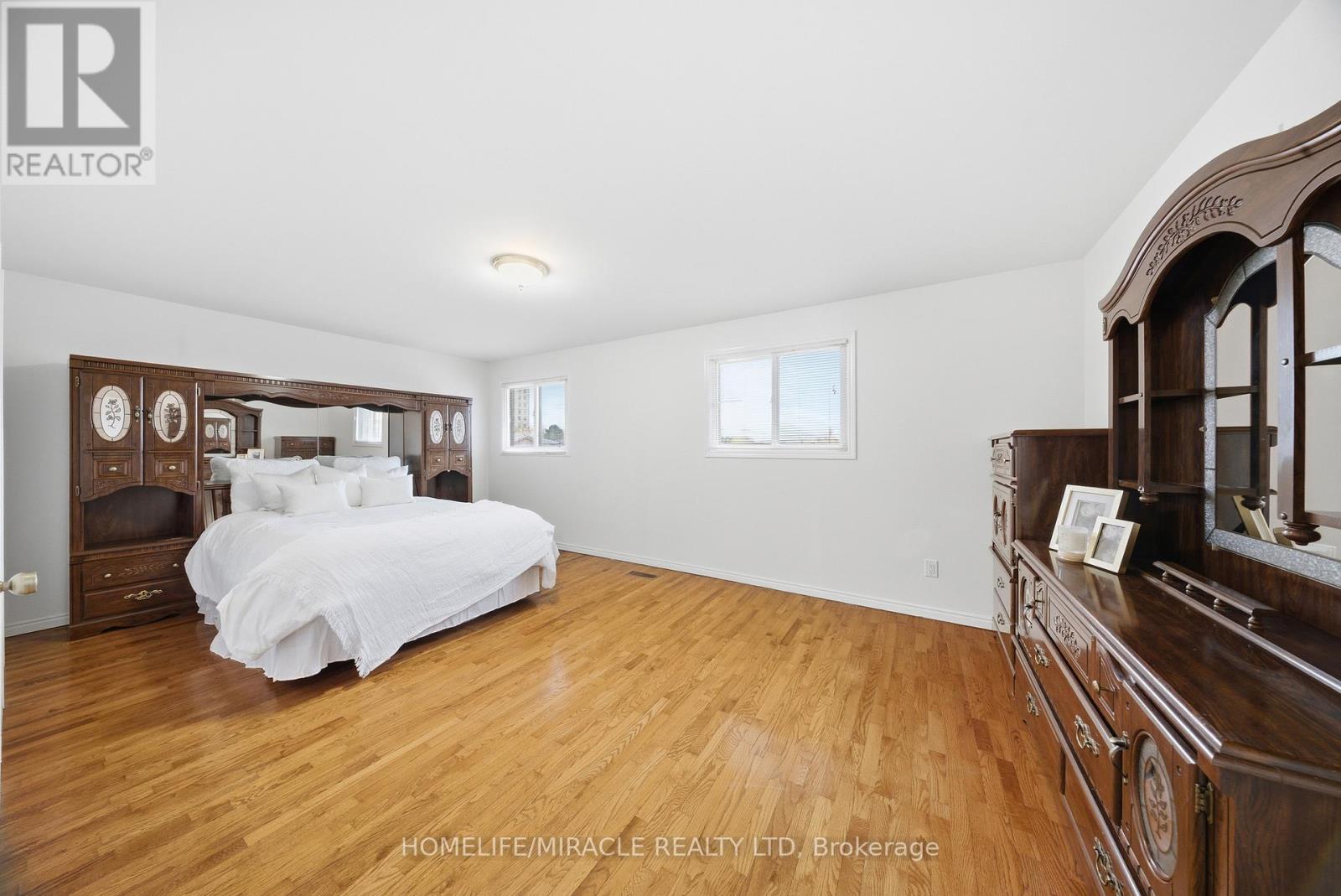 4343 Alta Court, Mississauga, Ontario  L4Z 1N6 - Photo 20 - W12894228