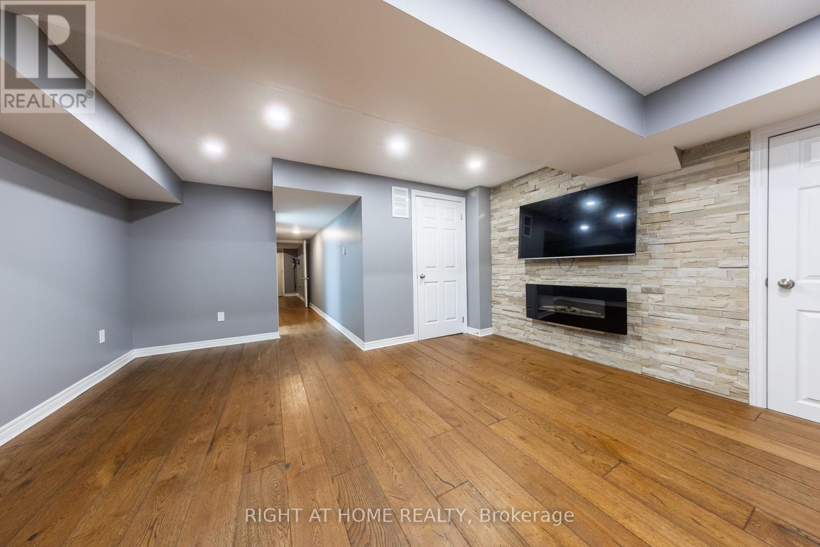 15 Munch Place, Milton, Ontario  L9T 8K6 - Photo 16 - W12894238