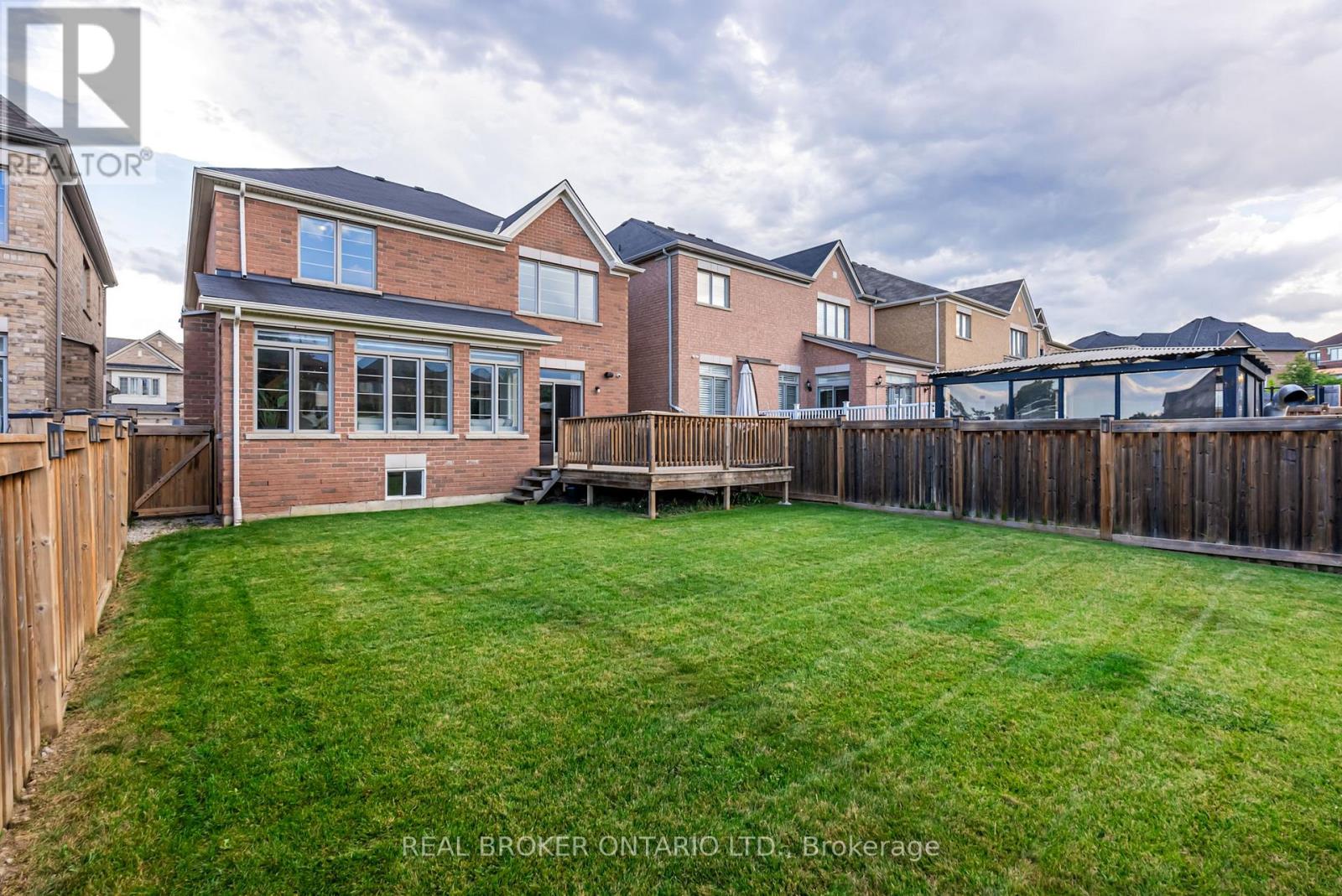 4 Mugford Crescent, Brampton, Ontario  L6Y 6A7 - Photo 43 - W12894258