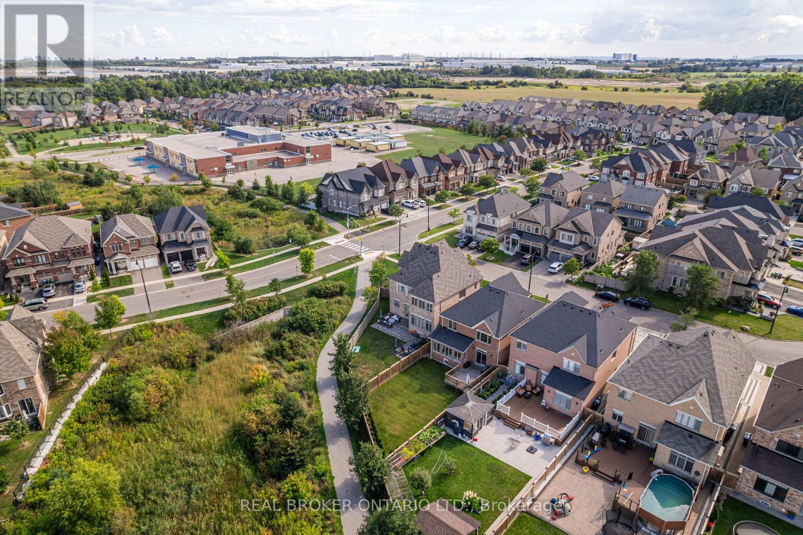 4 Mugford Crescent, Brampton, Ontario  L6Y 6A7 - Photo 45 - W12894258