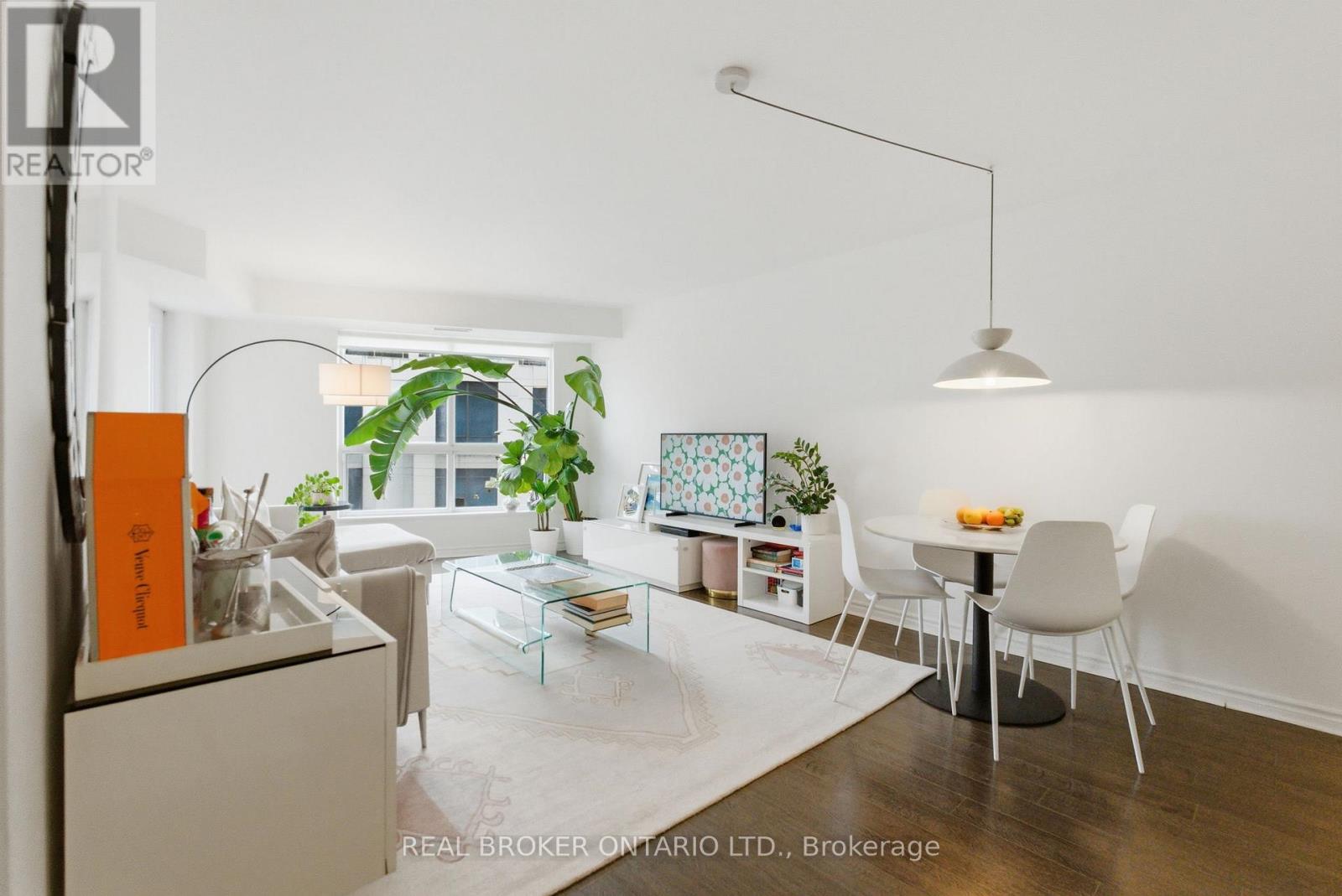 1112 - 2111 Lakeshore Boulevard W, Toronto, Ontario  M8V 4E8 - Photo 13 - W12894290