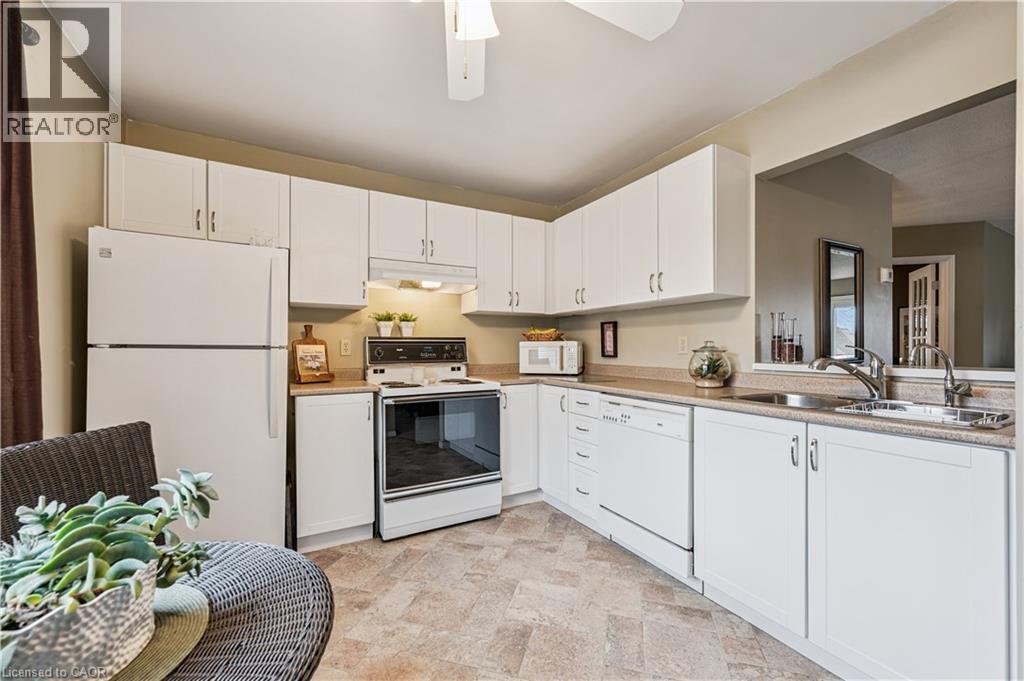 205 Highland Crescent Unit# 18, Kitchener, Ontario  N2M 5L6 - Photo 18 - 40812390