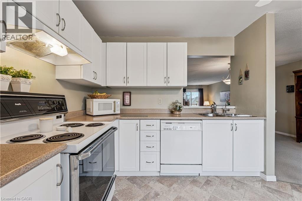 205 Highland Crescent Unit# 18, Kitchener, Ontario  N2M 5L6 - Photo 19 - 40812390