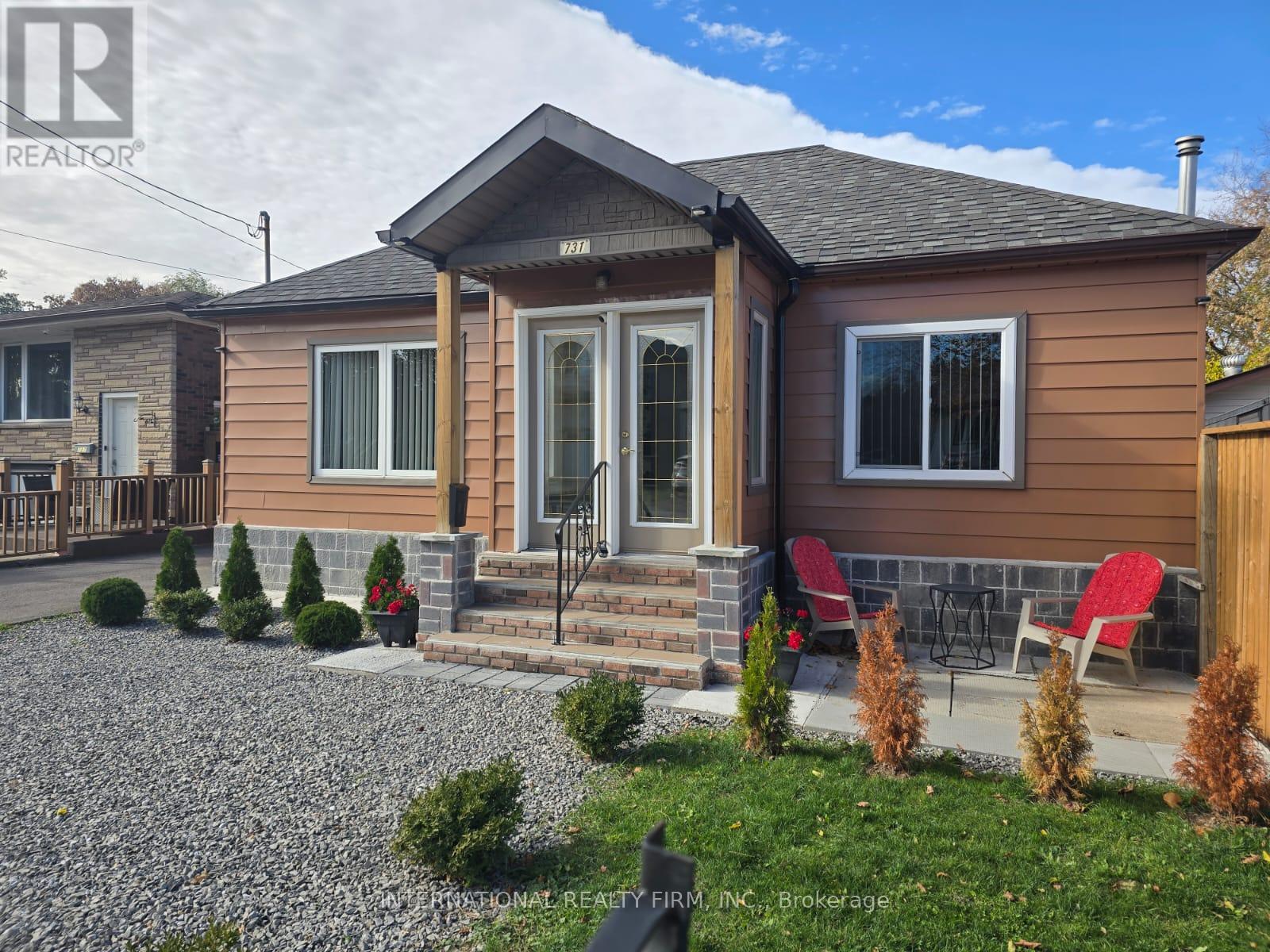 731 Knox Avenue, Hamilton, Ontario  L8H 6K7 - Photo 3 - X12894198