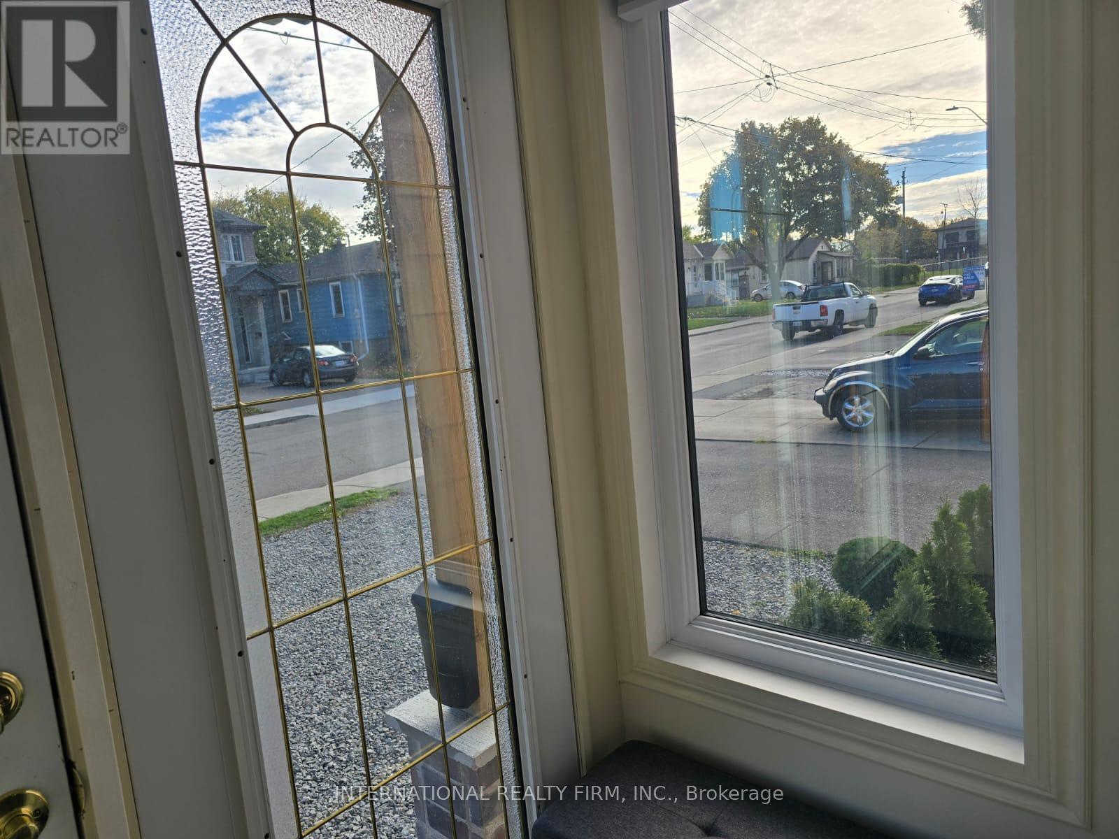 731 Knox Avenue, Hamilton, Ontario  L8H 6K7 - Photo 8 - X12894198