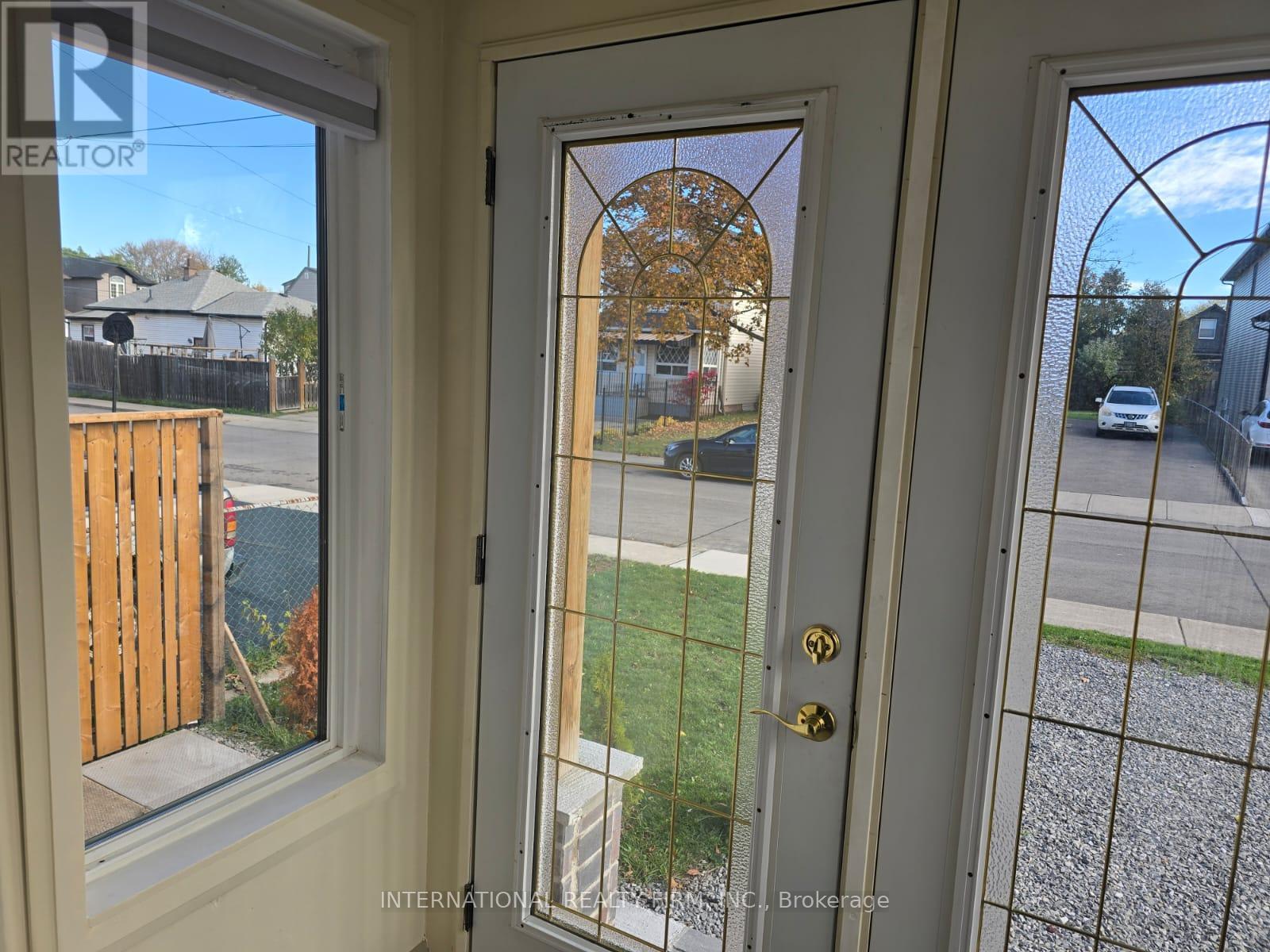 731 Knox Avenue, Hamilton, Ontario  L8H 6K7 - Photo 9 - X12894198