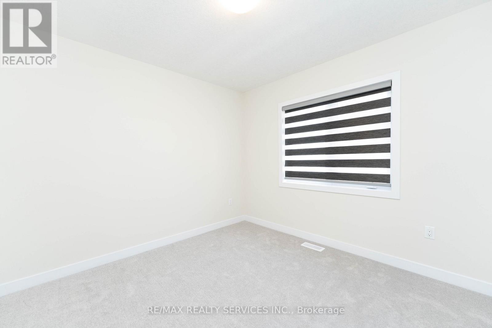 Cres - 82 Starboard Crescent, Welland, Ontario  L3B 0M7 - Photo 32 - X12894240