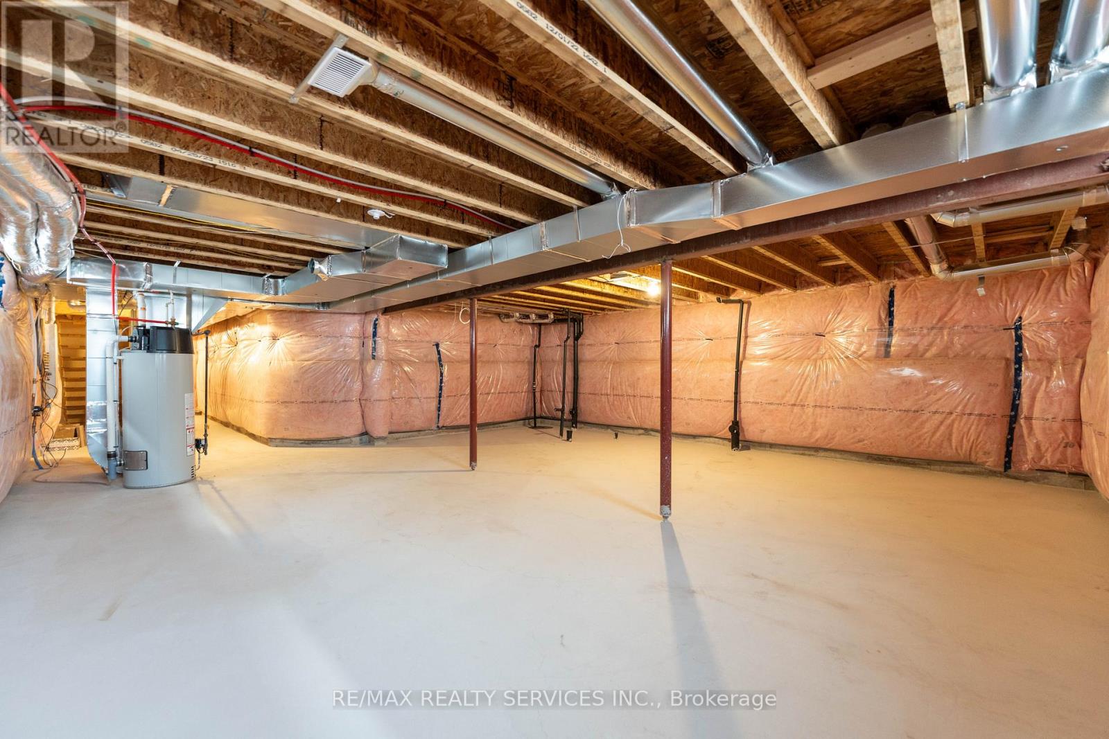 Cres - 82 Starboard Crescent, Welland, Ontario  L3B 0M7 - Photo 37 - X12894240