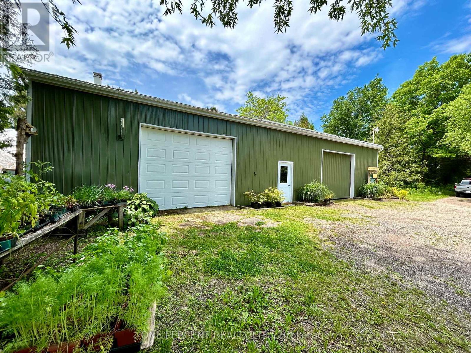 196690 Grey Road 7 Road, Grey Highlands, Ontario  N4L 1W7 - Photo 3 - X12894276