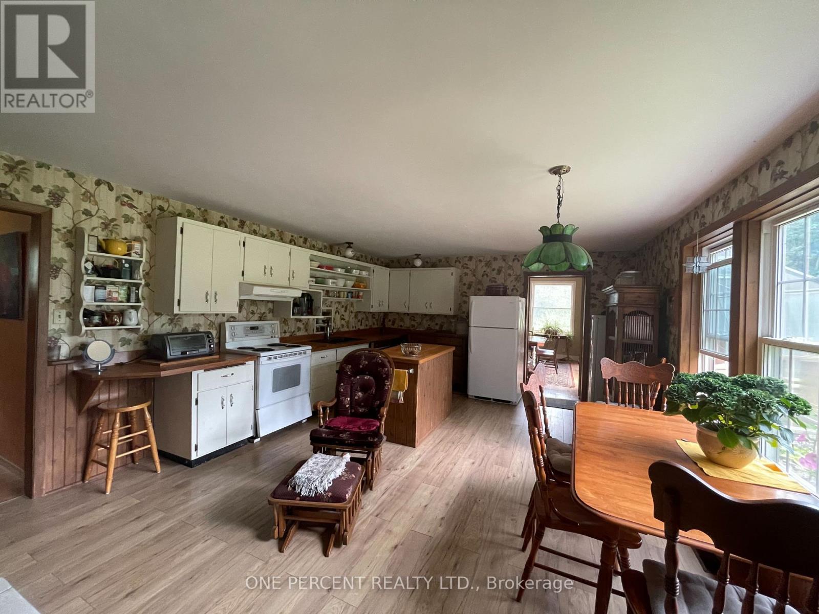 196690 Grey Road 7 Road, Grey Highlands, Ontario  N4L 1W7 - Photo 8 - X12894276