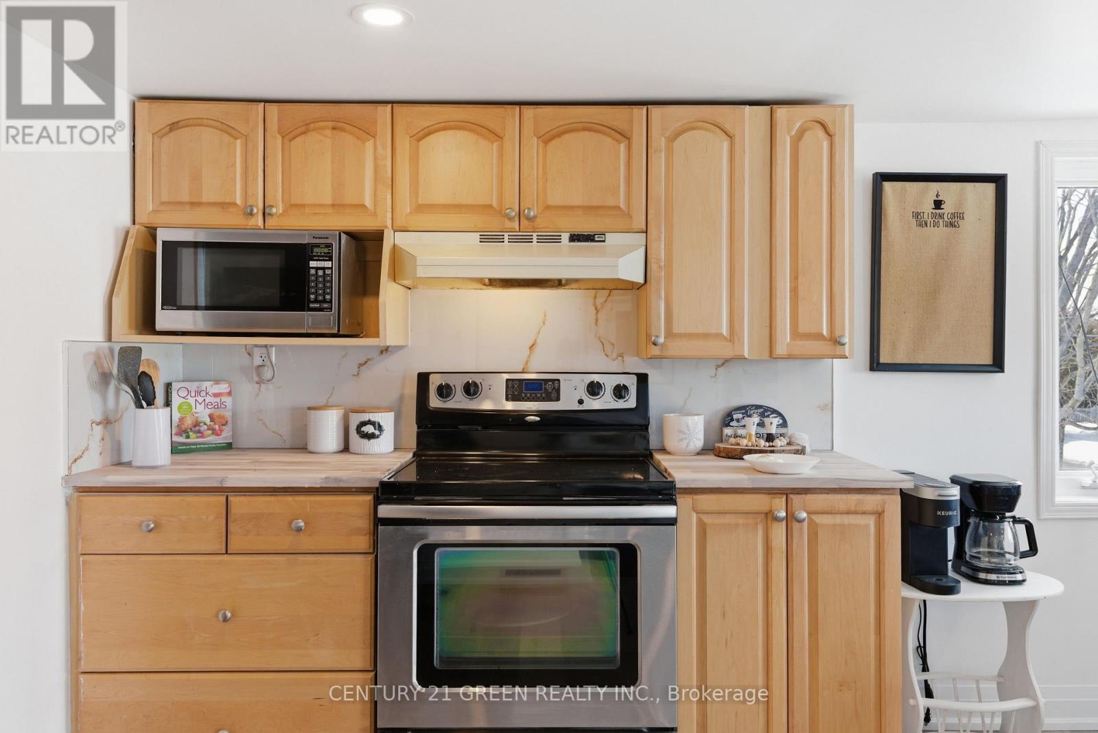 135 Village Street, Hastings Highlands, Ontario  K0L 1C0 - Photo 12 - X12894292