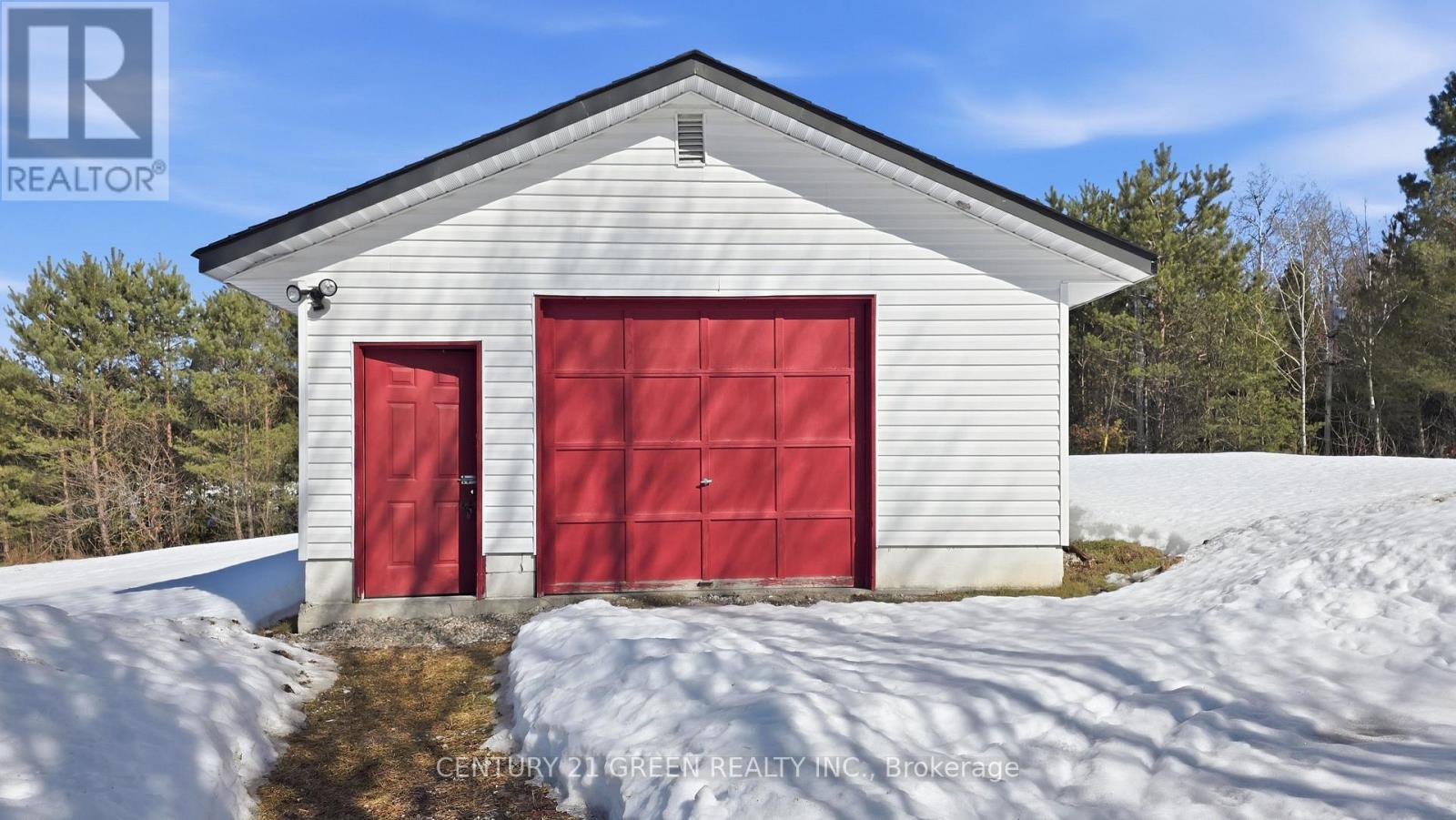 135 Village Street, Hastings Highlands, Ontario  K0L 1C0 - Photo 22 - X12894292