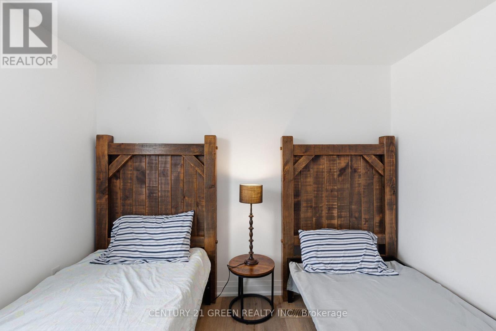 135 Village Street, Hastings Highlands, Ontario  K0L 1C0 - Photo 9 - X12894292