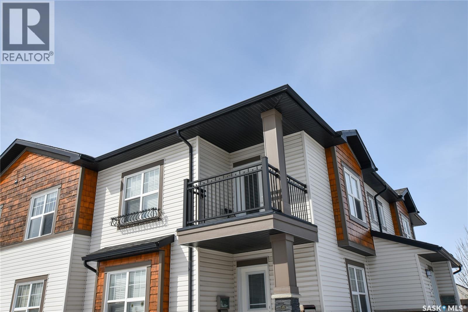 204 2315 McClocklin ROAD, Saskatoon, Saskatchewan