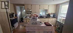 69 Alma Street, St. Thomas, Ontario  N5P 3A9 - Photo 9 - X12894346