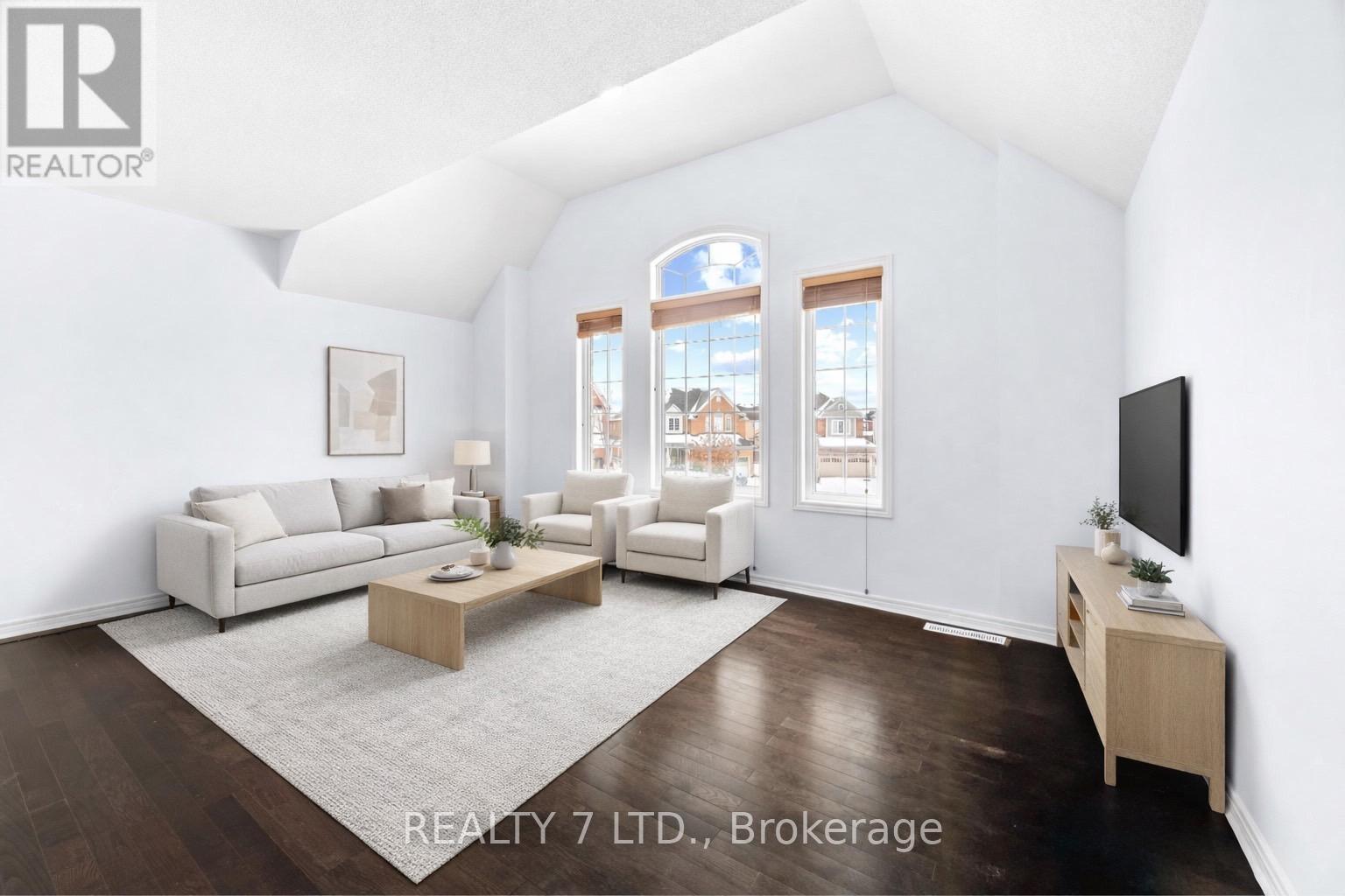 67 Jewelwing Court, Bradford West Gwillimbury (Bradford), Ontario  L3Z 0N7 - Photo 24 - N12894328