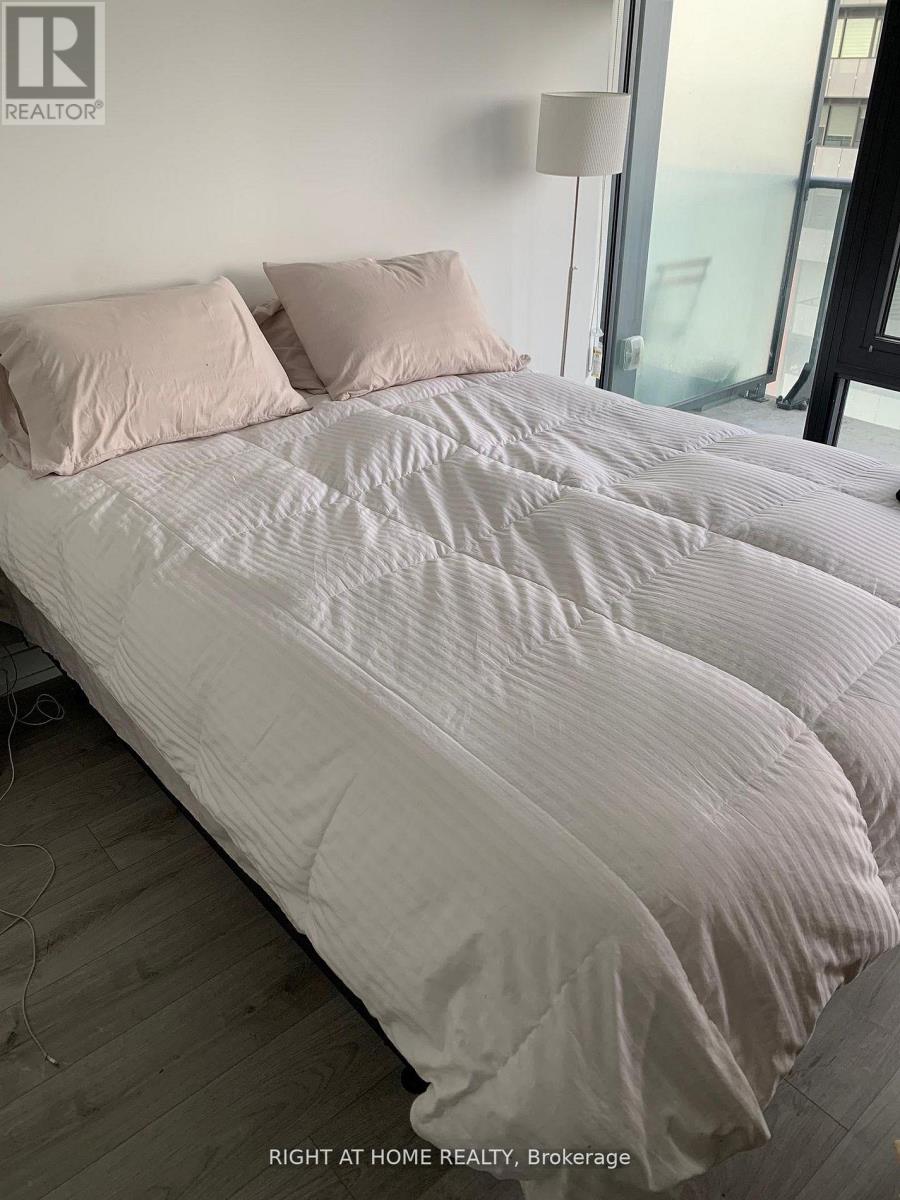 3608 - 161 Roehampton Avenue, Toronto, Ontario  M4P 0C8 - Photo 10 - C12894342