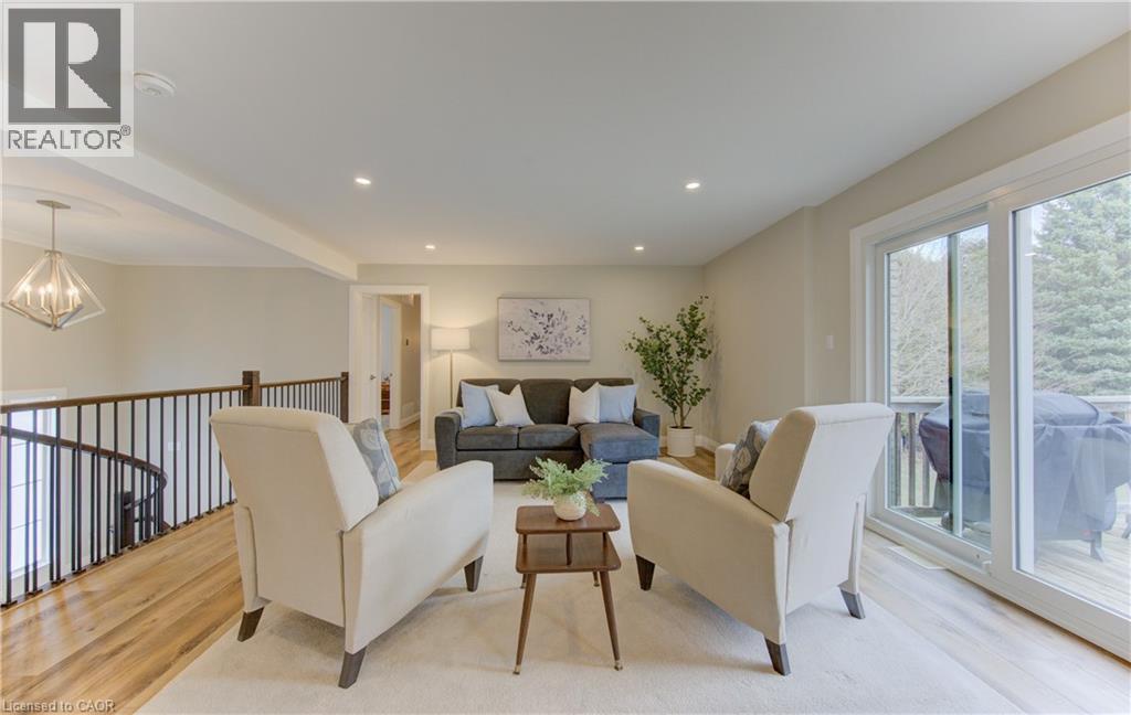 395 Warrington Drive, Waterloo, Ontario  N2L 2P7 - Photo 11 - 40812035