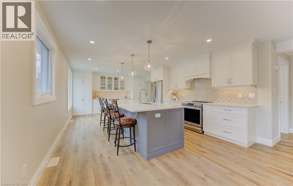 395 Warrington Drive, Waterloo, Ontario  N2L 2P7 - Photo 13 - 40812035