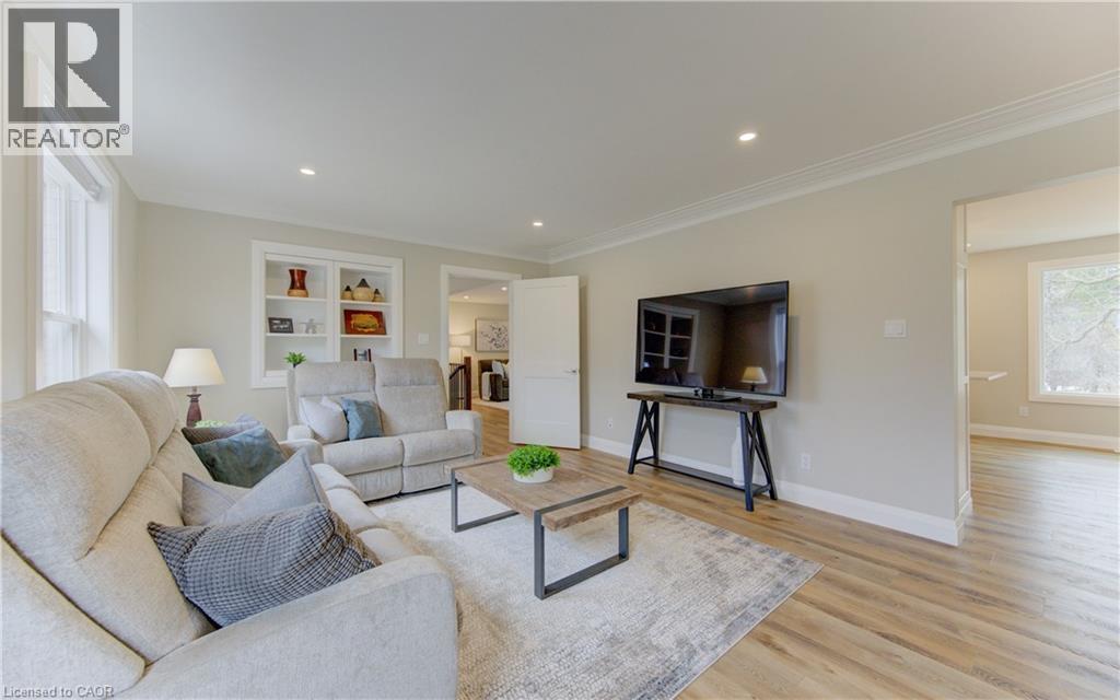 395 Warrington Drive, Waterloo, Ontario  N2L 2P7 - Photo 24 - 40812035