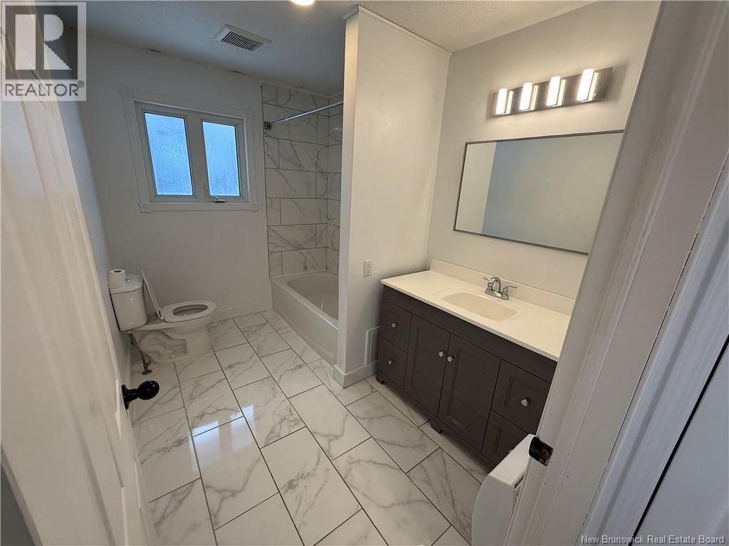 2938 Rue Chiasson, Bas-Caraquet, New Brunswick  E1W 5V7 - Photo 15 - NB135285