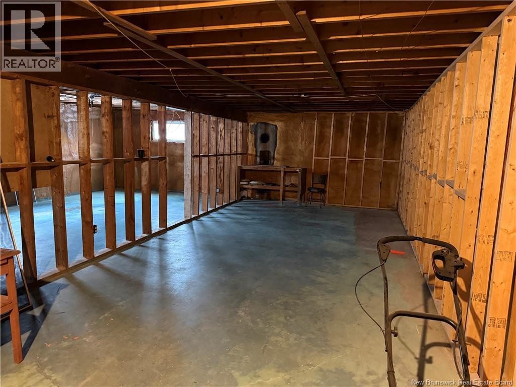 2938 Rue Chiasson, Bas-Caraquet, New Brunswick  E1W 5V7 - Photo 24 - NB135285