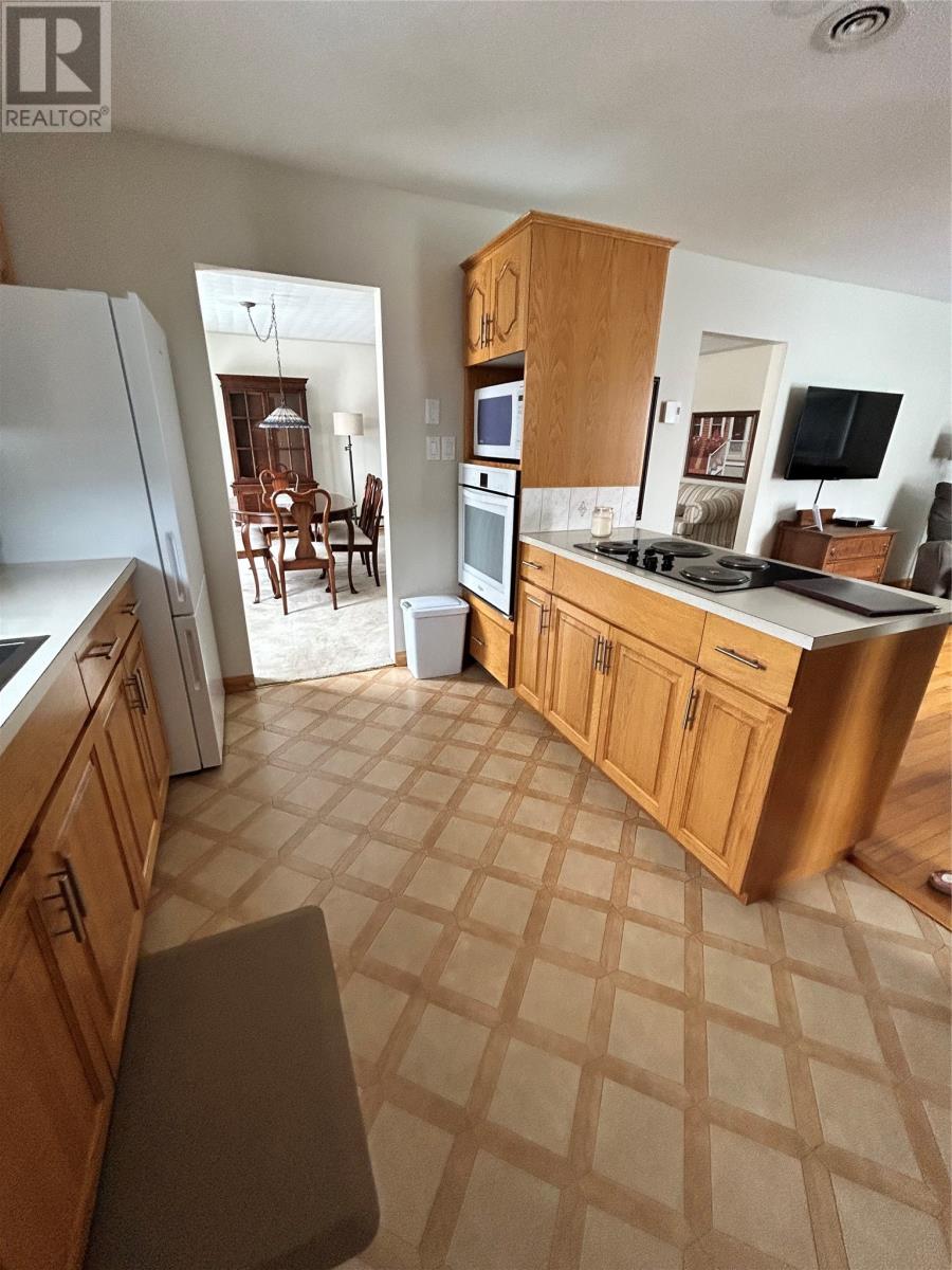 54 Legallais Street, Port Aux Basques, Newfoundland & Labrador  A0M 1C0 - Photo 4 - 1293400