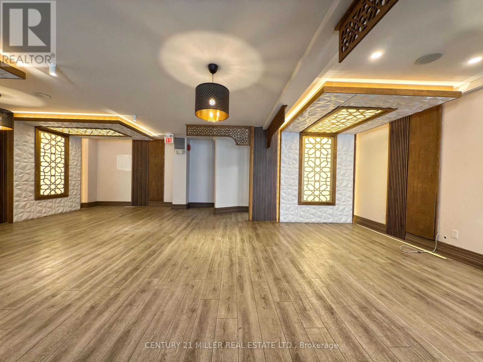 5 - 438 Kerr Street, Oakville, Ontario  L6K 3C4 - Photo 6 - W12894322