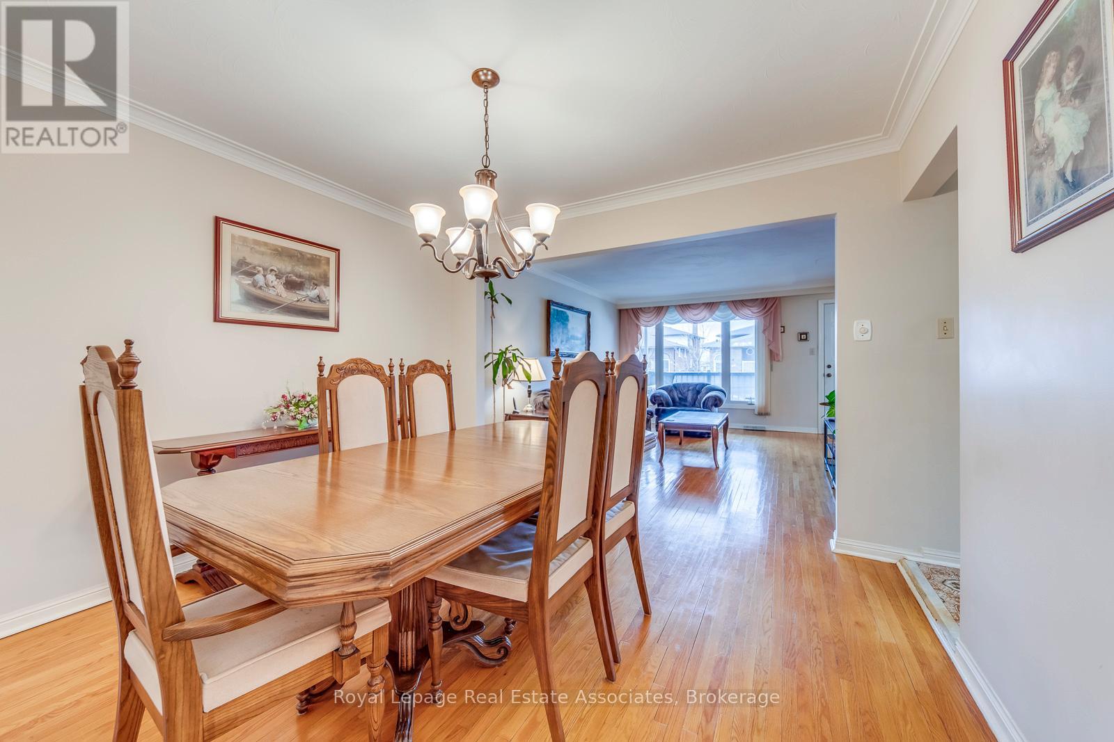 37 Prouse Drive, Brampton, Ontario  L6V 3A3 - Photo 11 - W12894338