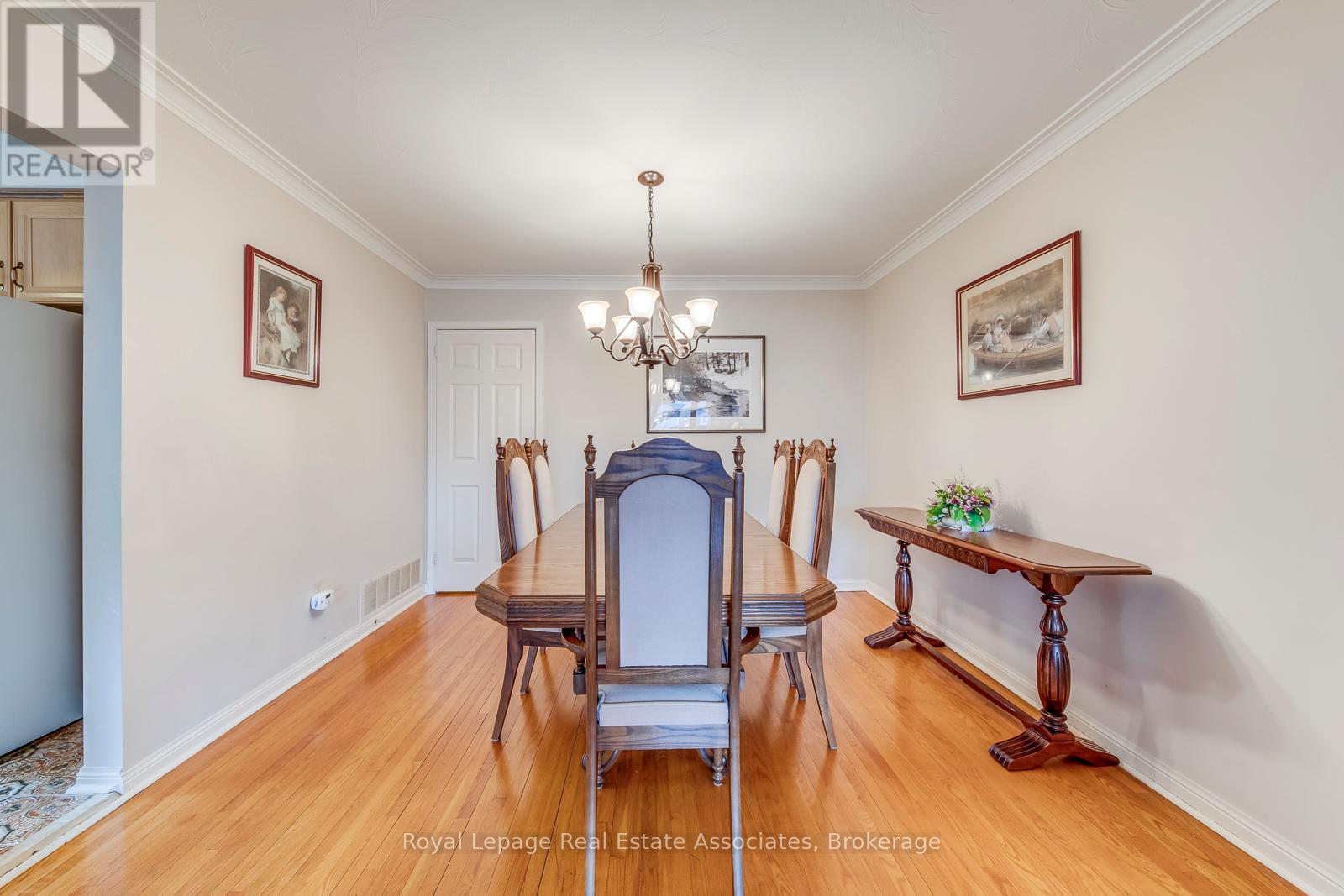 37 Prouse Drive, Brampton, Ontario  L6V 3A3 - Photo 12 - W12894338