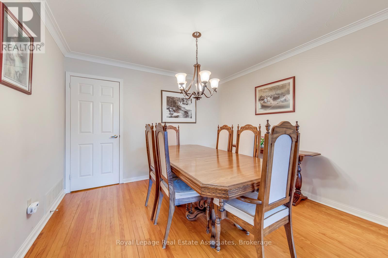 37 Prouse Drive, Brampton, Ontario  L6V 3A3 - Photo 13 - W12894338